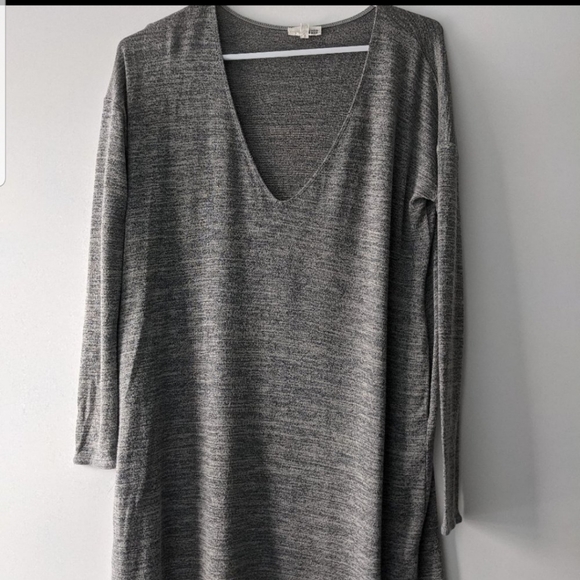 *2 for 40* Aritzia Wilfred Free Gail Dress in grey - Picture 5 of 12